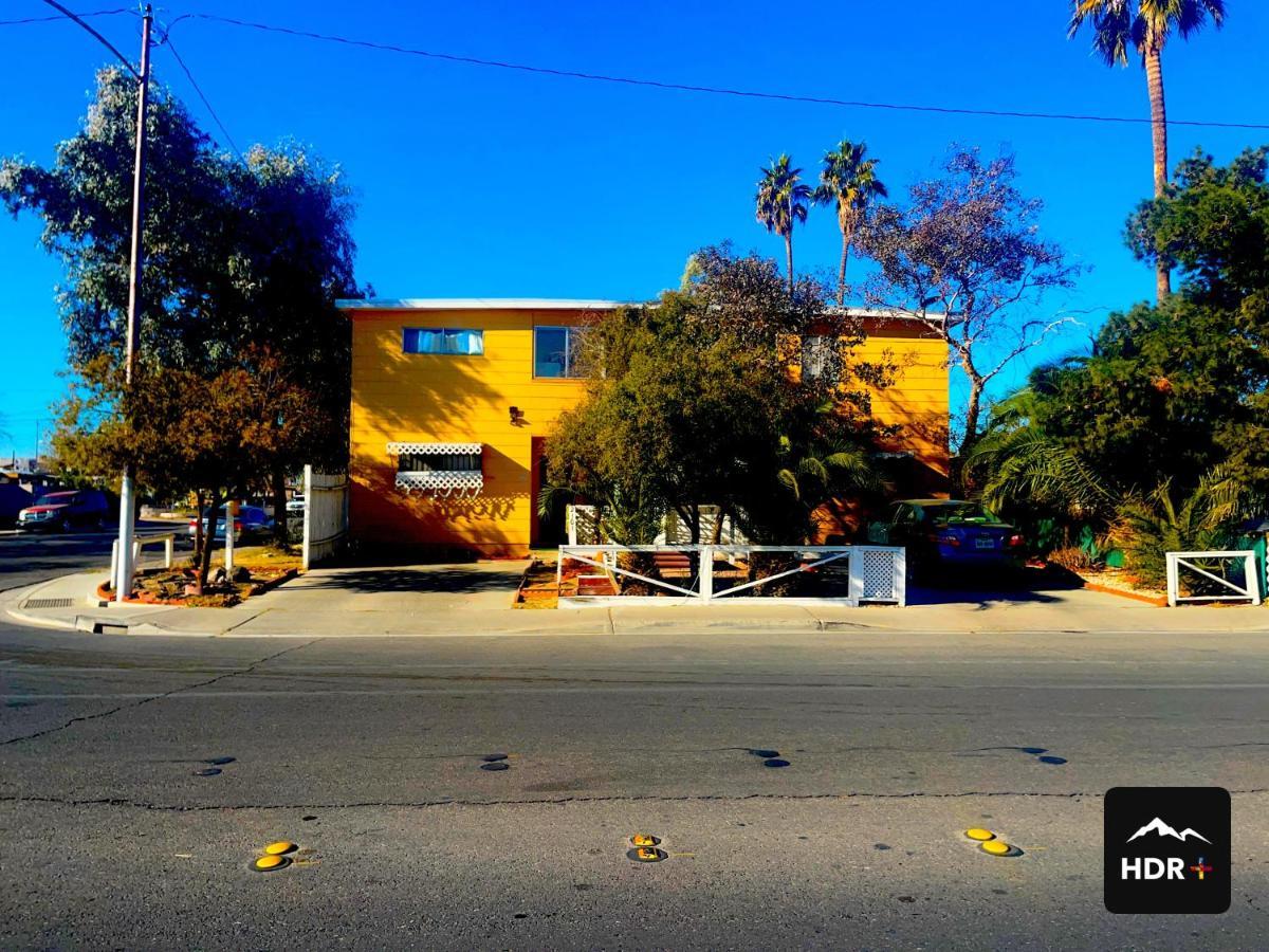 Alloggio in famiglia The Yellow Penthouse Llc Las Vegas